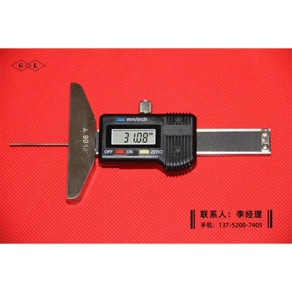 圓桿數(shù)顯深度卡尺0-30mm(桿1mm)